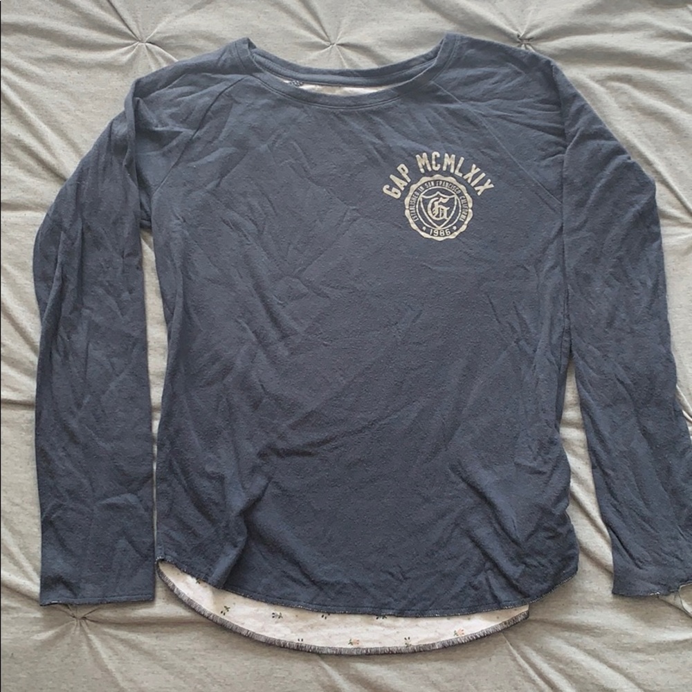 Blue gap long sleeve shirt